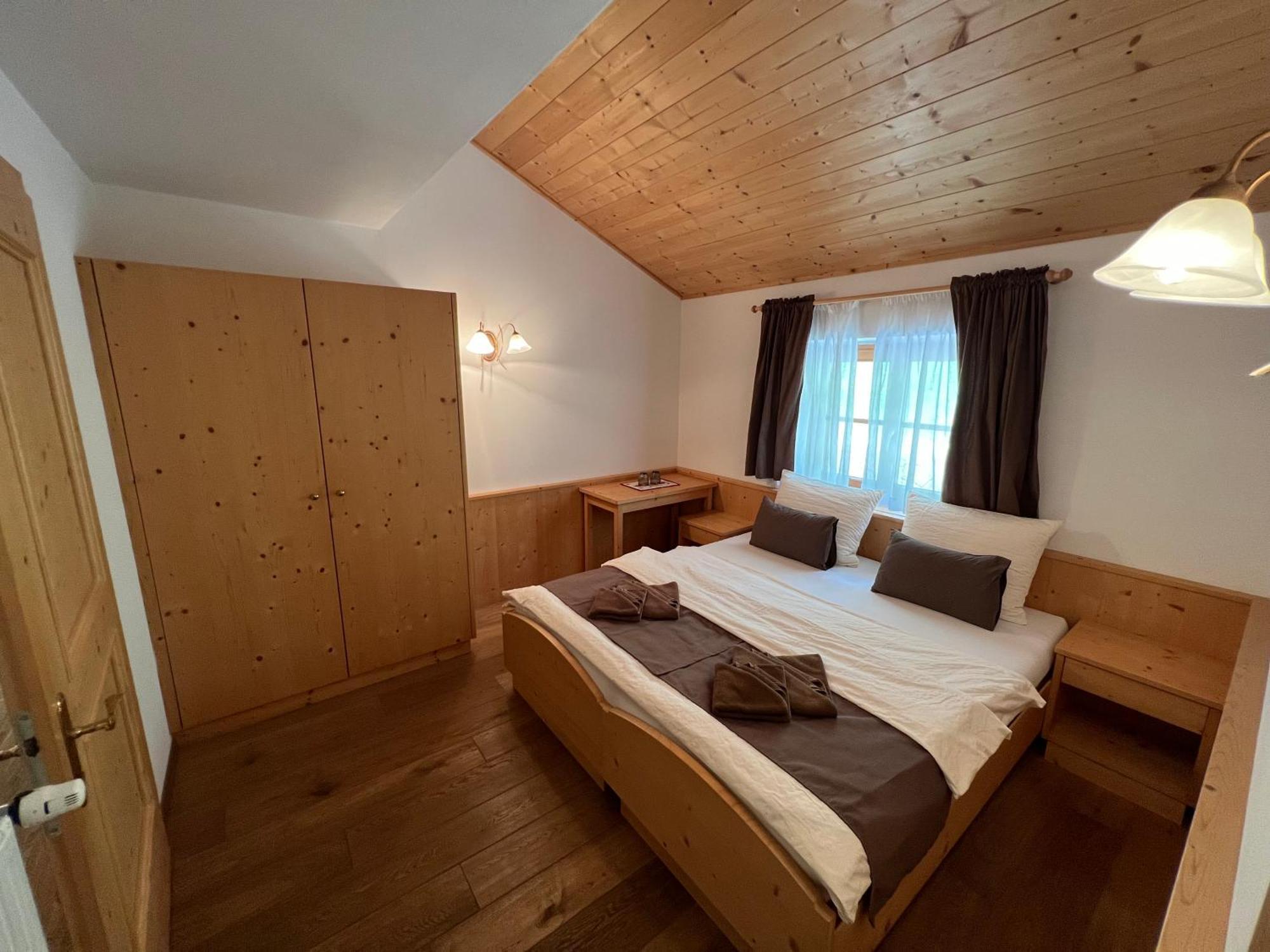 Gasthaus Bad Siess Longostagno エクステリア 写真